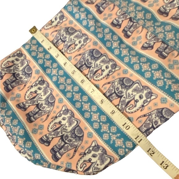 Yogiii Tote Elephant Graphic Yoga Sling Bag -NWT - Picture 12 of 14